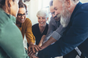 Mehr über den Artikel erfahren Arbeiten in der Pension: Was motiviert Menschen dazu?